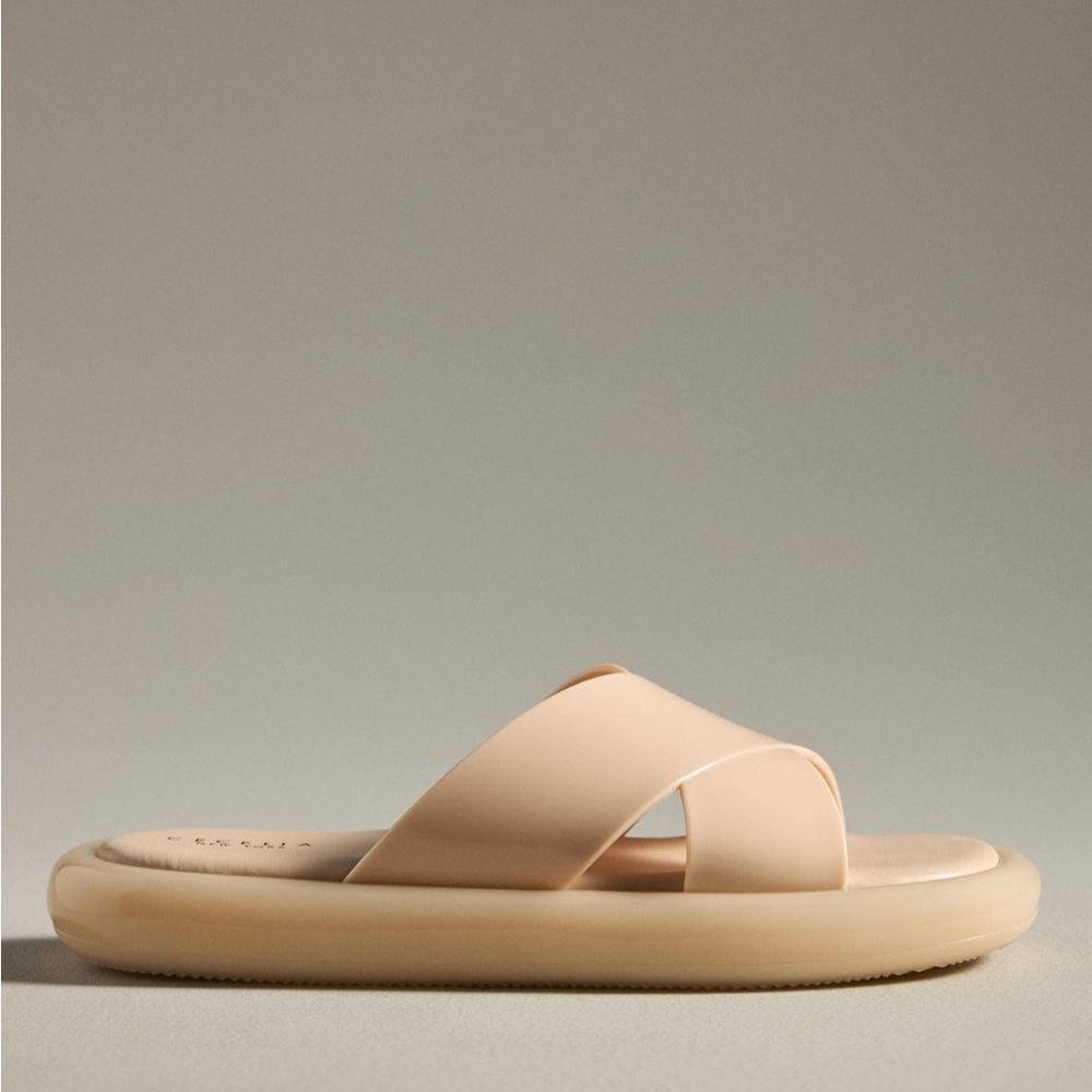 NWT Cecelia New York Skip Sandals